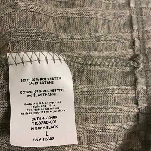 All In Favor Women’s Size L Gray Waffle Knit Mock Neck Sweater Pullover NWT - Picture 6 of 16